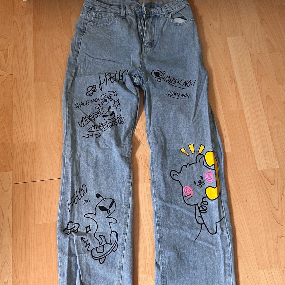 Graphic Print Jeans with Cartoon Designs